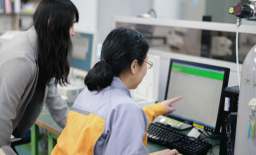 たくさんの分析データからくる些細な違和感